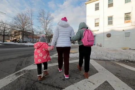 Judges Decide Against White House on Removing Central American Children and Venezuelan Nationals