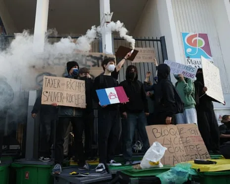 Recently Appointed French Prime Minister Faces Intense Scrutiny as Nationwide Strikes Disrupt Schools and Transport