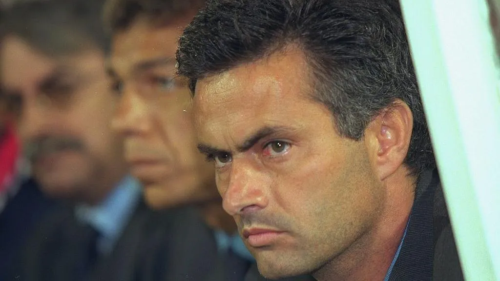Mourinho Returns at SL Benfica After a Quarter Century: Respected But Risky?