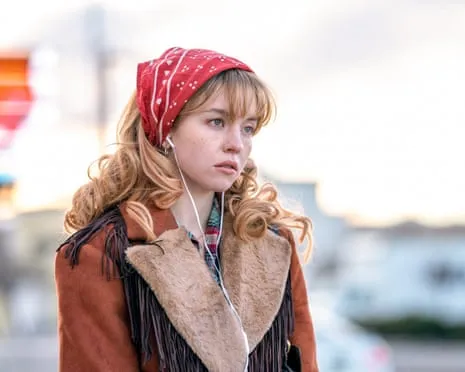 This Western Drama Critique: The Star-Studded Cast Headlines an Eminently Watchable Crime Drama
